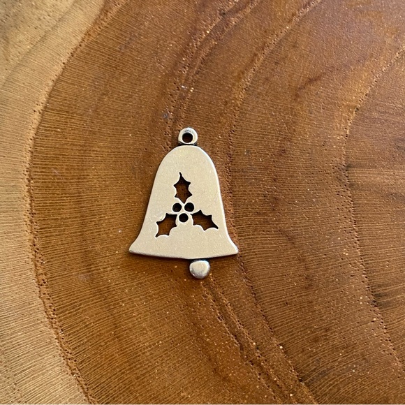 RETIRED James Avery Holly Bell Charm, Sterling Silver 🎄 - Picture 1 of 2